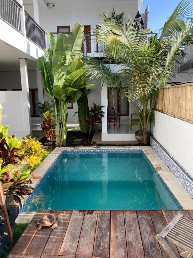 Villa Iris Homestay Uluwatu Extérieur photo