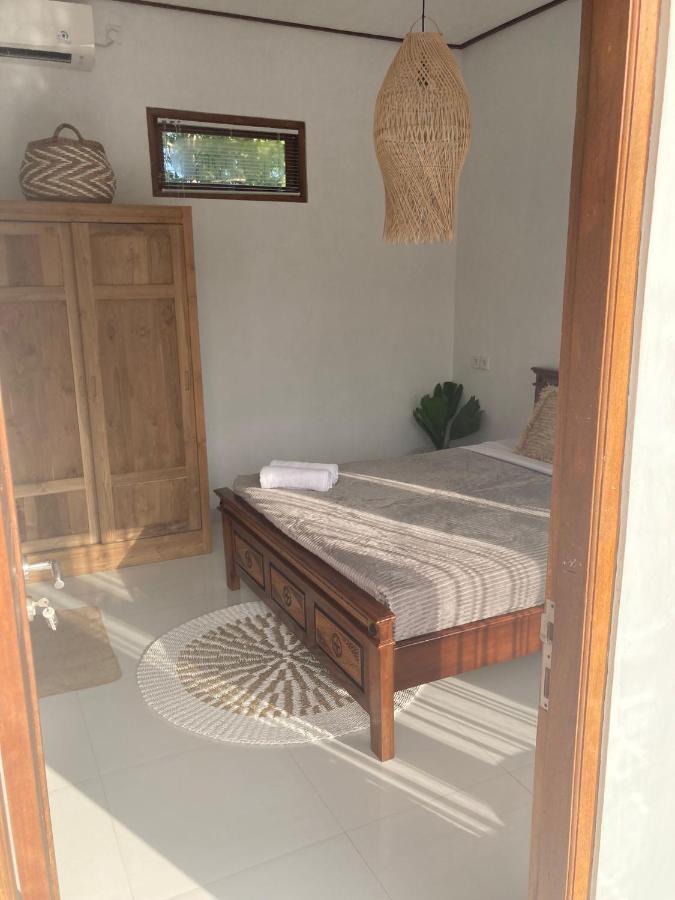 Villa Iris Homestay Uluwatu Extérieur photo